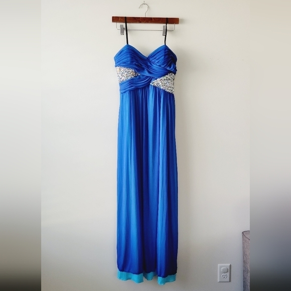 City‎ Triangles blue color formal prom dress with rhynestones size 13 - Picture 2 of 8